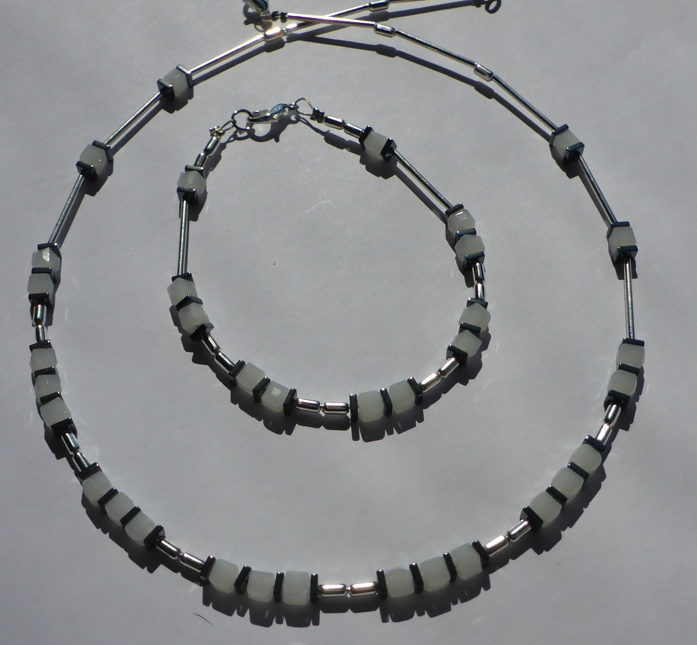 JULY_white – Bild 4