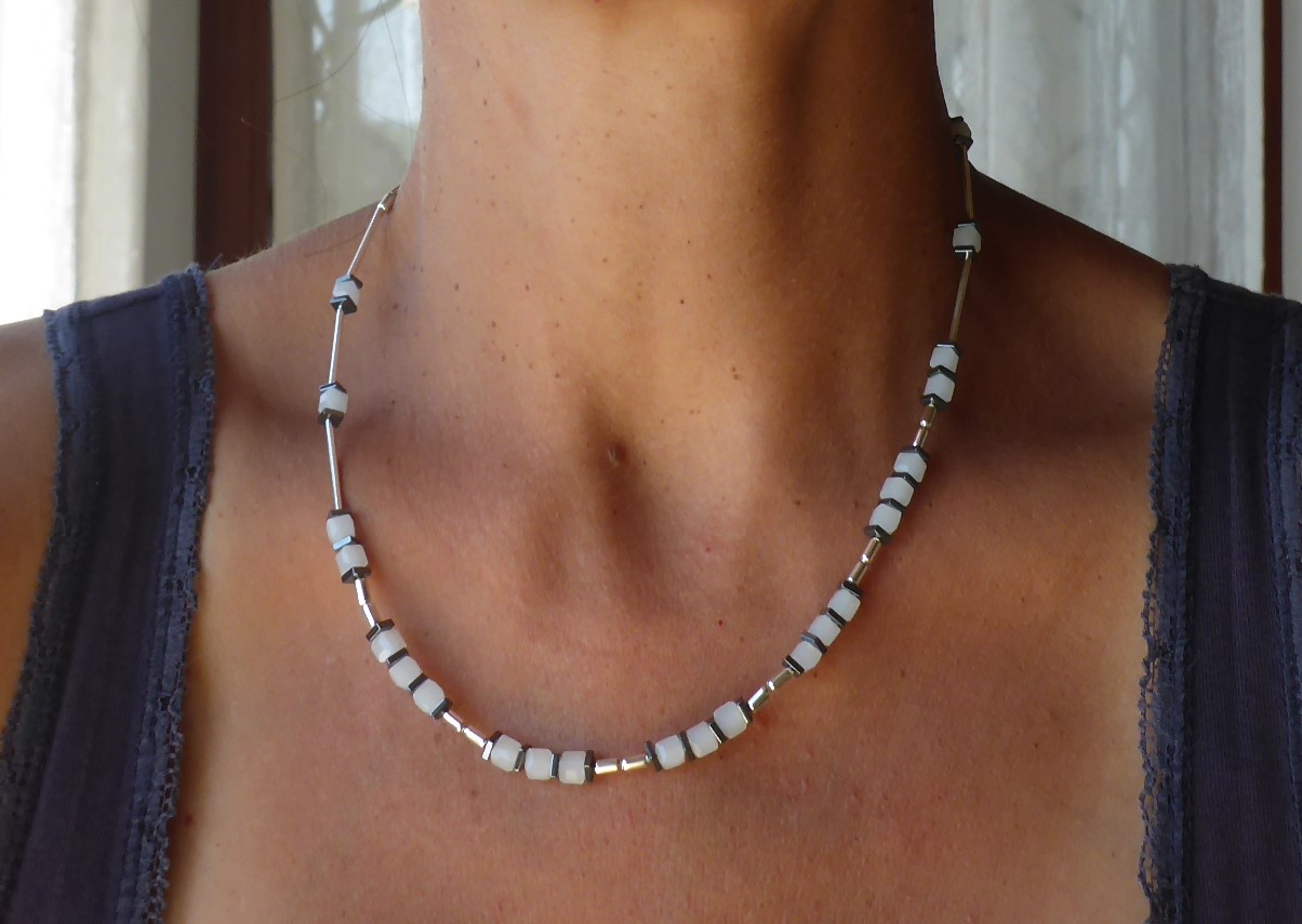 JULY_white – Bild 3